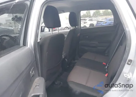 2017 Mitsubishi Outlander Sport Es/Se z USA, uszkodzony, nr VIN JA4AP3AU7HZ033520